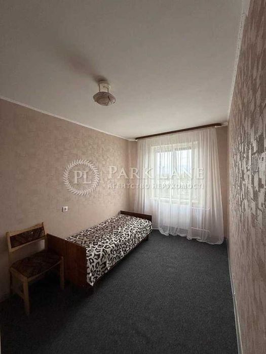 Видова на Дніпро Продаж 2к квартири Прирічна 19 Оболонь метро Мінська