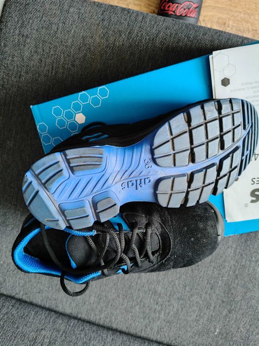 Buty robocze firmy Atlas prawie nowe