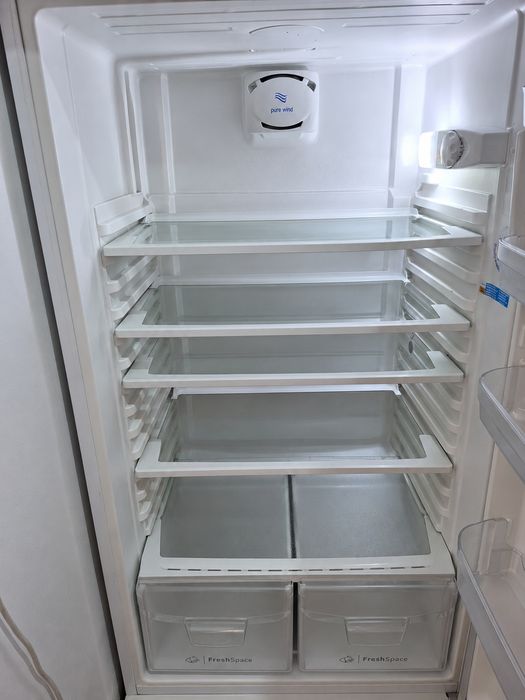 Frigorífico Indesit TAA 5 V 1 – 415 L