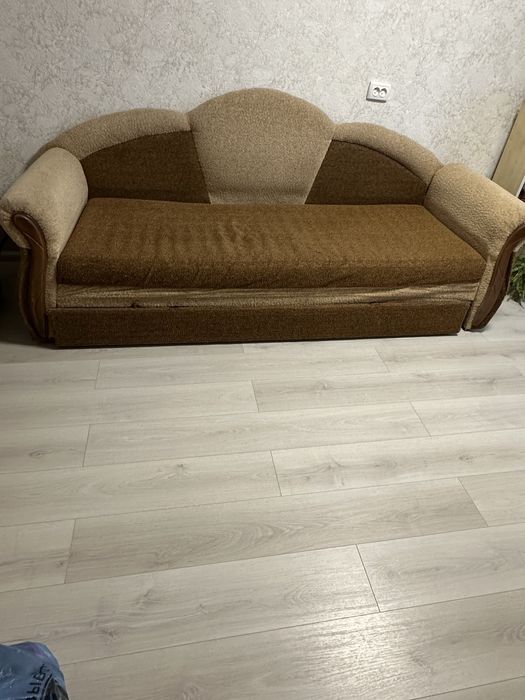 Продам диван бувший у вжитку