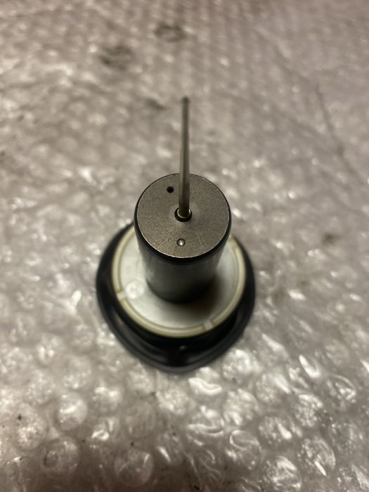 Piaggio Aprilia Gilera Derbi 125 membrana gaźnika C635