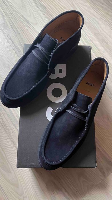 Нові чоловічі дербі,туфлі, бренд Hugo Boss, замшеві,42 р.Акція!