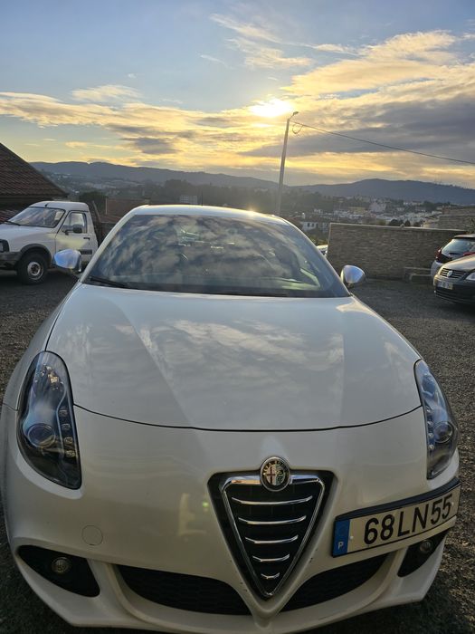 Alfa Romeo Giulietta 1.6 jtdm (diesel) 105cv Nacional