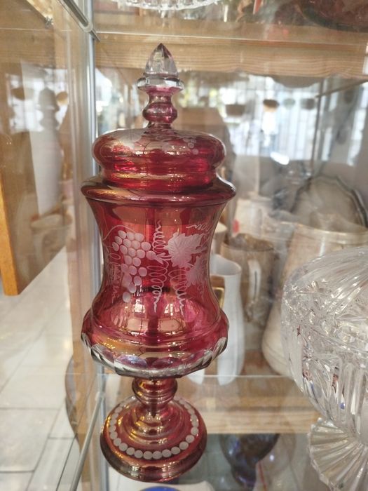 Bomboneira em Lustrina