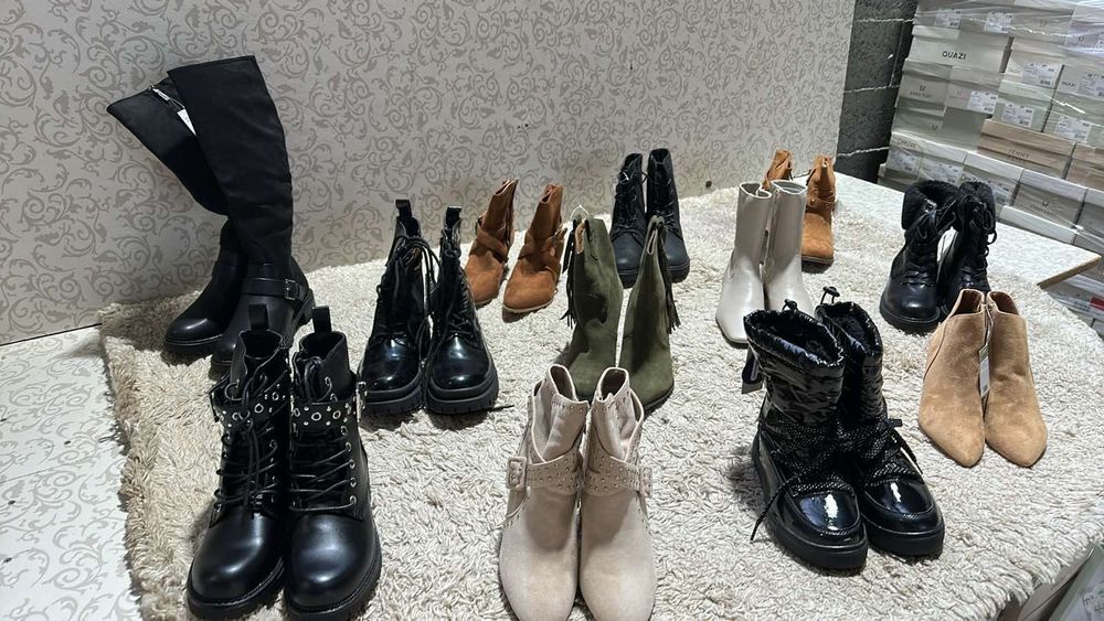 Продаж взуття оптом