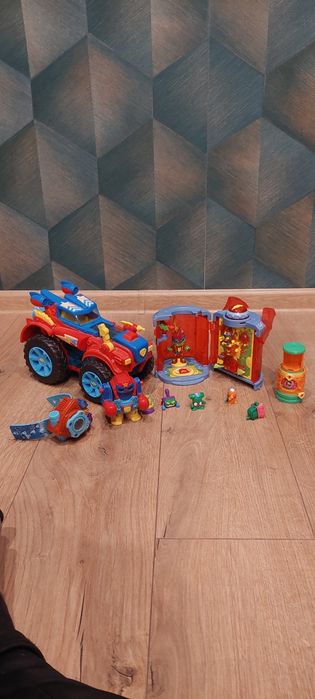 Superzing superthings figurki pojazdy