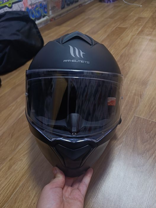 Продам шлем MT HELMETS genesis modular sport.