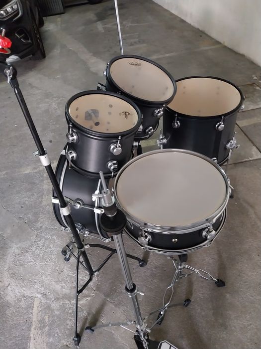 Vendo bateria HAYMAN