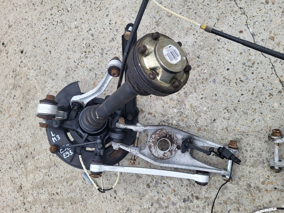 Wahacz Piasta Półoś Tył L.P bmw m3 e92 e93 e90 v8 4.0 420km Zwrotnica