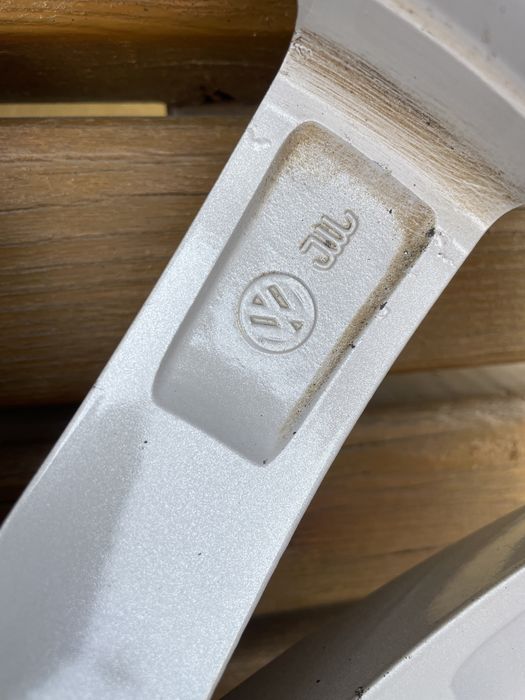 Диски R17 5.112 ET38 Фольцваген Пасат Гольф Джета Шкода