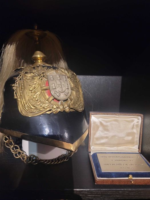 Capacete de Gala de Capitâo de cavalaria da GNR