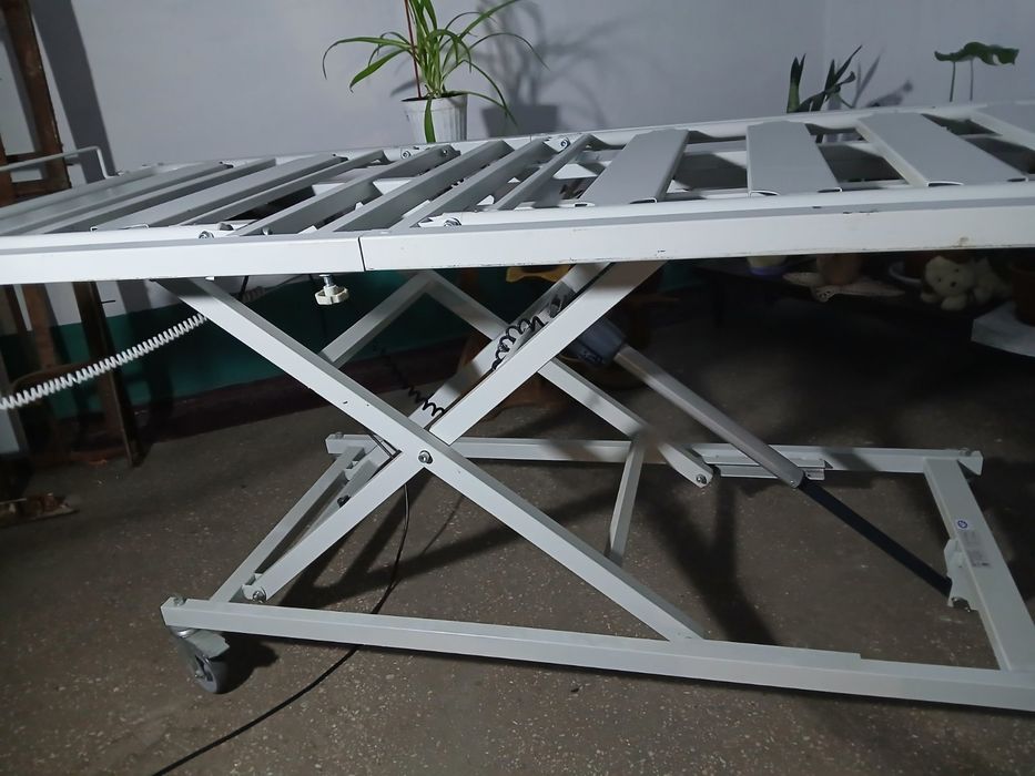 Ліжко для людей з обмеженими можливостями