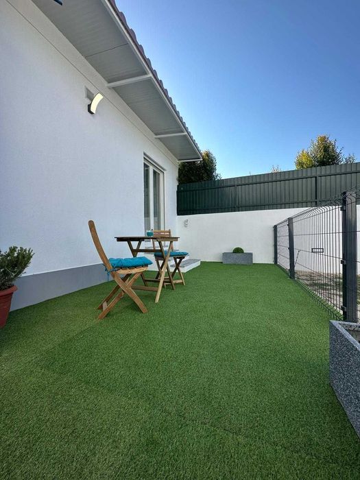 Costa da Caparica - Apartamento para FÉRIAS (com espaço exterior)