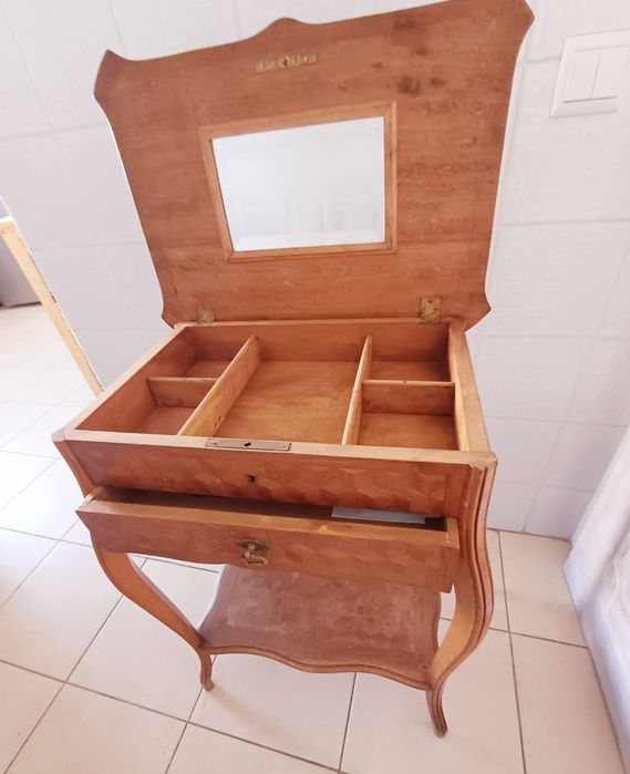 Mesa decoração antiga em madeira CASTANHO