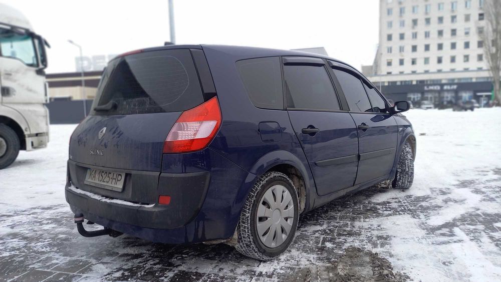 RENAULT GRAND Scenic-2 7 місць 1.6-16v 2004