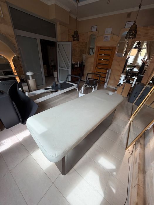 Łóżko do masażu stół i leżanka do spa