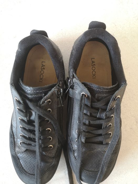 Buty Lasocki czarne rozm. 34 wiązane i na zamek
