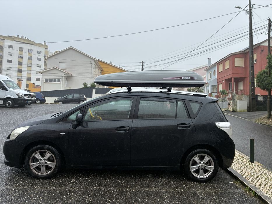 Caixa slim fit THULE polar 700 de 230cms em optimo estado para venda