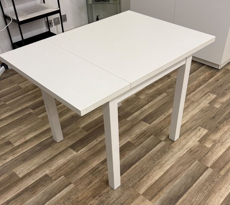 Mesa branca com aumento 74/ 104 x 74cm