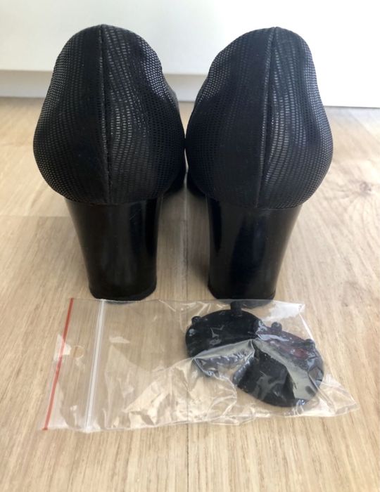 Eleganckie skórzane buty na obcasie Filipczyk (założone raz)