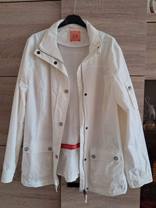 Kurtka damska jesienna.