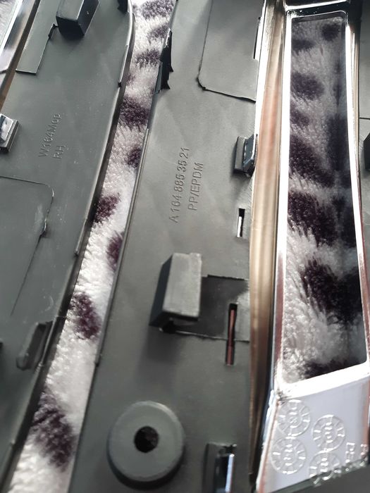 Mercedes ML w164 LIFT światła kratki DRL dzienne LED komplet 2 SZTUKI