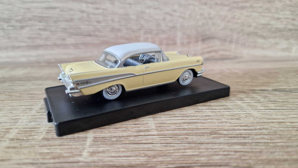 Chevrolet Bel Air R32 «1957» 1:64