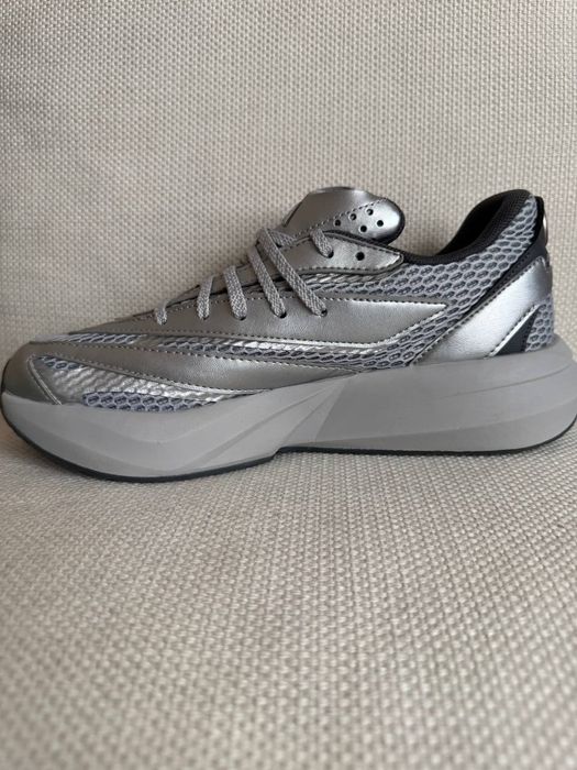 Кросівки Adidas оригінал