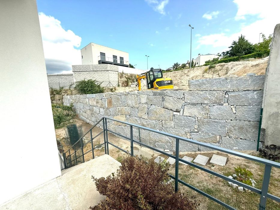 Muros em pedra alvenaria