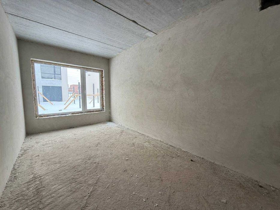 Дуплекс в топовій локації в Крихівцях