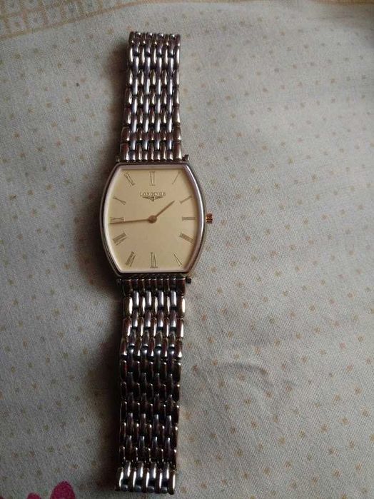 Швейцарские часы   ,,LONGINES,,ОРИГИНАЛ