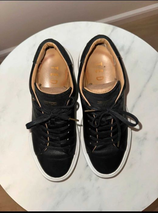 Кросівки жіночі Ted Baker