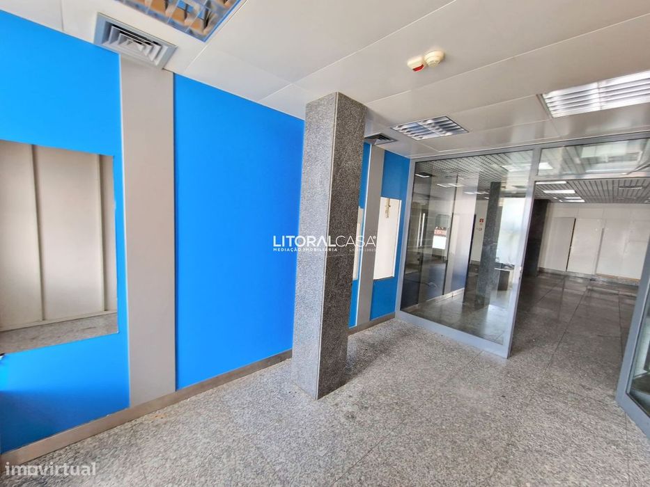 Loja de Rua na Av. José Estevão - Gafanha da Nazaré