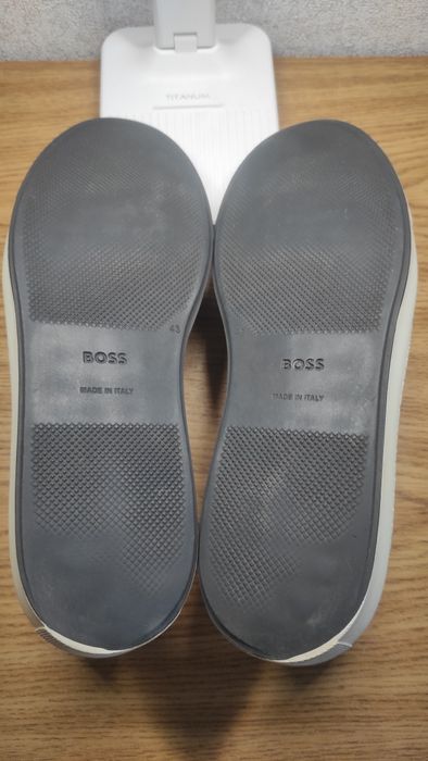 Кросівки BOSS 43р Оригінал
