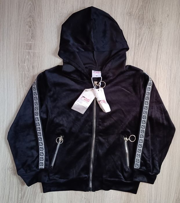 Nowa bluza welurowa na zamek z kapturem F26 110/116