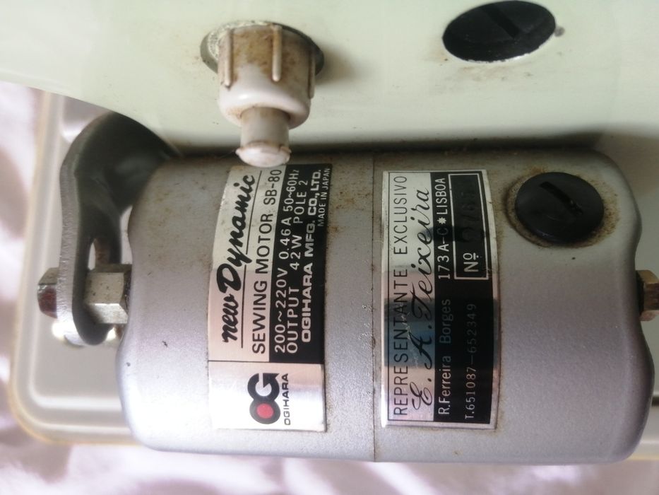 Máquina de Costura Vintage Super Vigor