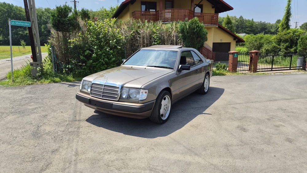 Mercedes-Benz W124