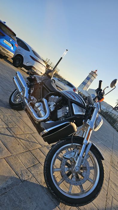 Harlay-Davidson V-ROD VRSCR Street ROD