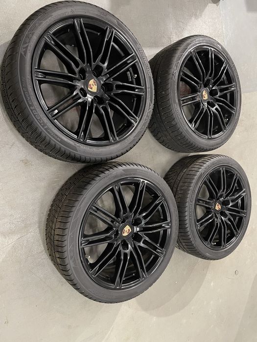 Oryginalne felgi Porsche Cayenne 21” 5x130 ET50 + opony zimowe