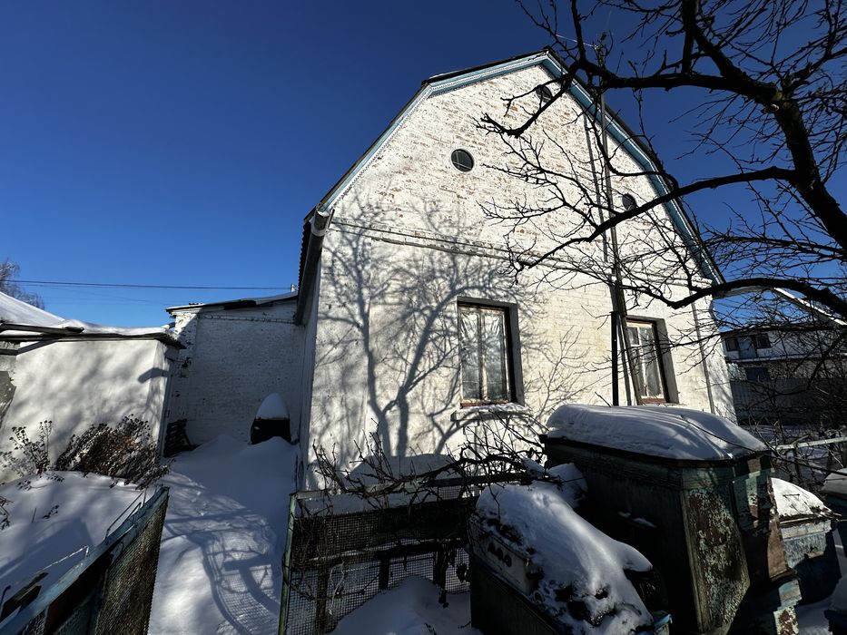 Продаж будинку село Іванків  Київ 20 км Бориспіль 9 км Є відновлення