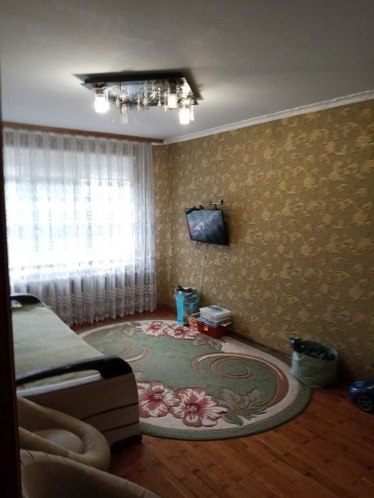 Здаються кімнати в 3-х кімн. кварт. 4000+. Р-н Урожай, мед університет