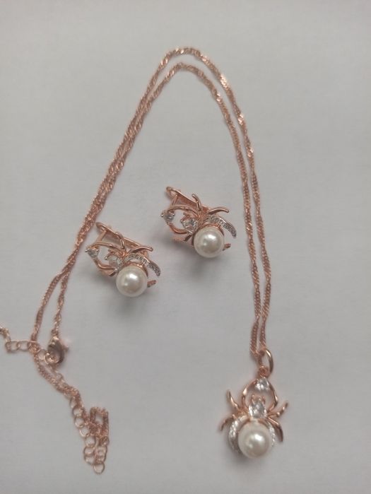 Набір сережки, кулон, ланцюжок з медичного золота