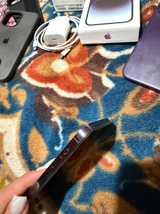 Iphone 14 pro max Deep Purple