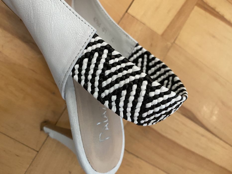 Szpilki Euro Moda skora naturalna