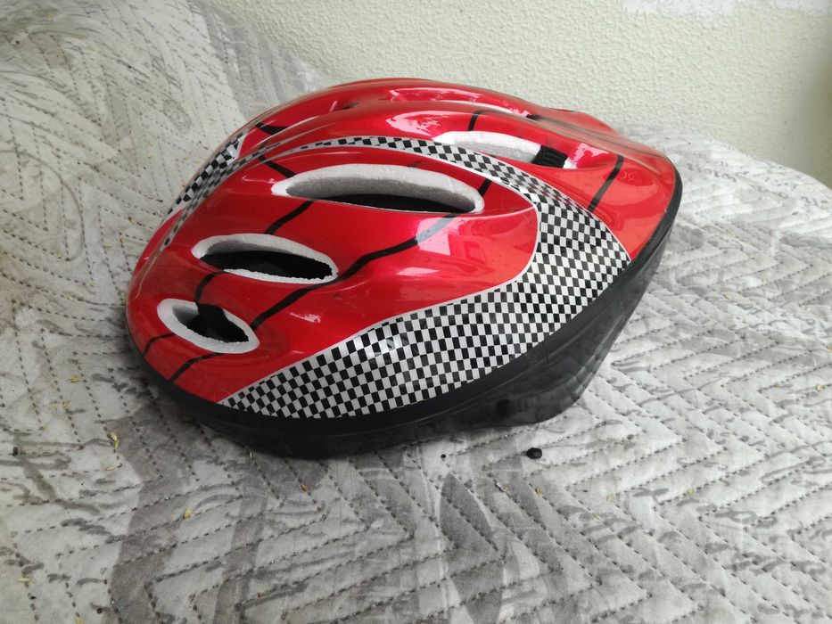 Capacete para bicicleta, trotineta, patins, skate, etc