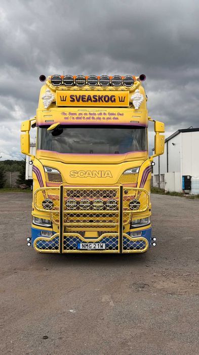 Samochód ciężarowy Scania R650 2021 rok do transportu drewna