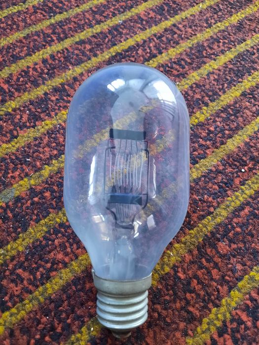 Лампочка надпотужна