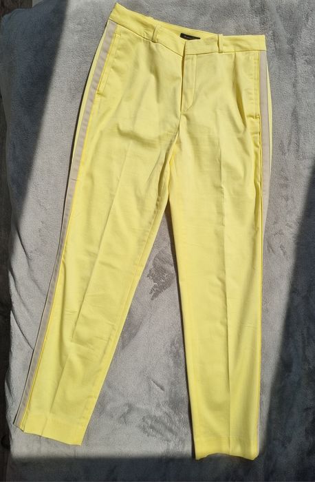 Cytrynowe cygaretki z lampasami, Massimo Dutti, rozm 38