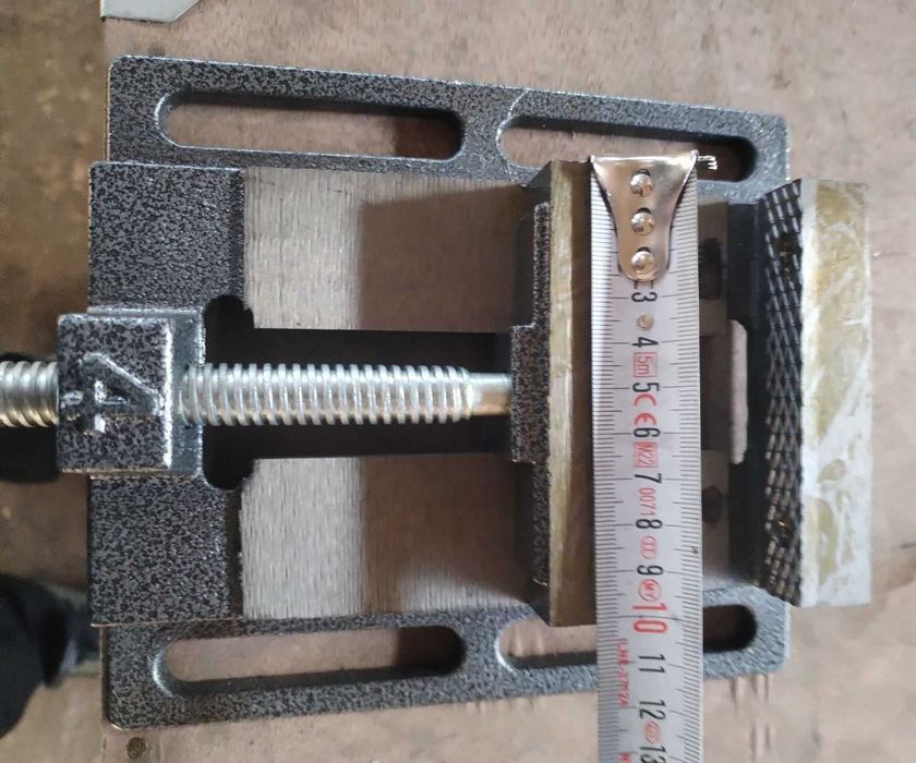Слюсарні лещата (тиски) для свердлильного станка 100мм
