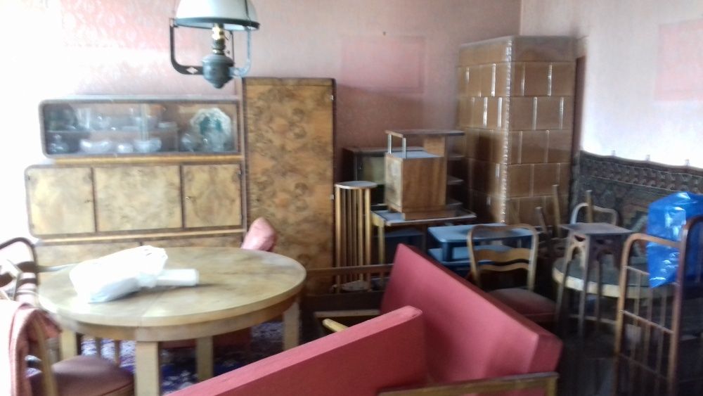 Wywóz zbędnych Mebli.Opróżnianie, mieszkań,piwnic,strychów.